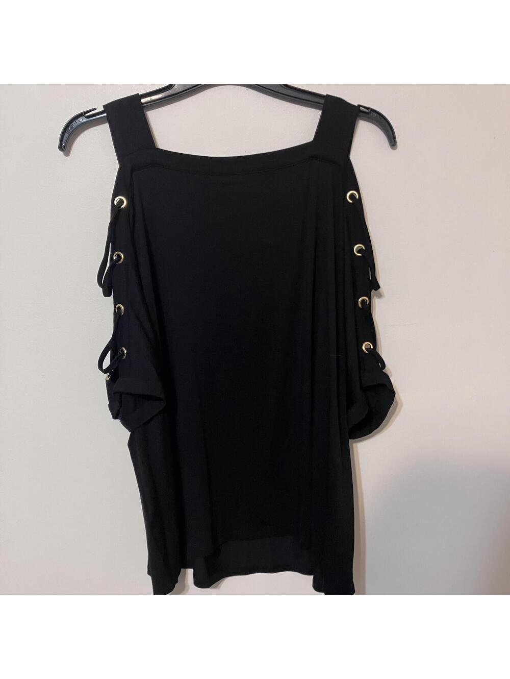 Belldini Minimalist Edgy Black Cold Shoulder Top with Gold Eyelet Details 2X-New